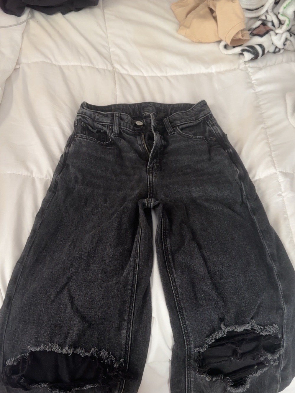 American Eagle Outfitters Black Distressed Boyfriend Jeans
